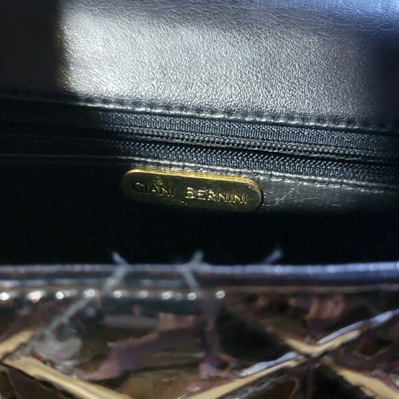 Classic Giani Bernini Handbag Black Patent Leather Gold Chain Shoulder strap NEW - Picture 12 of 16
